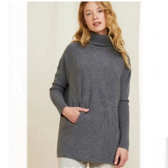 Garnet Hill Sweaters - Garnet Hill Grey Merino Wool Cashmere Tunic Turtle Sweater Large